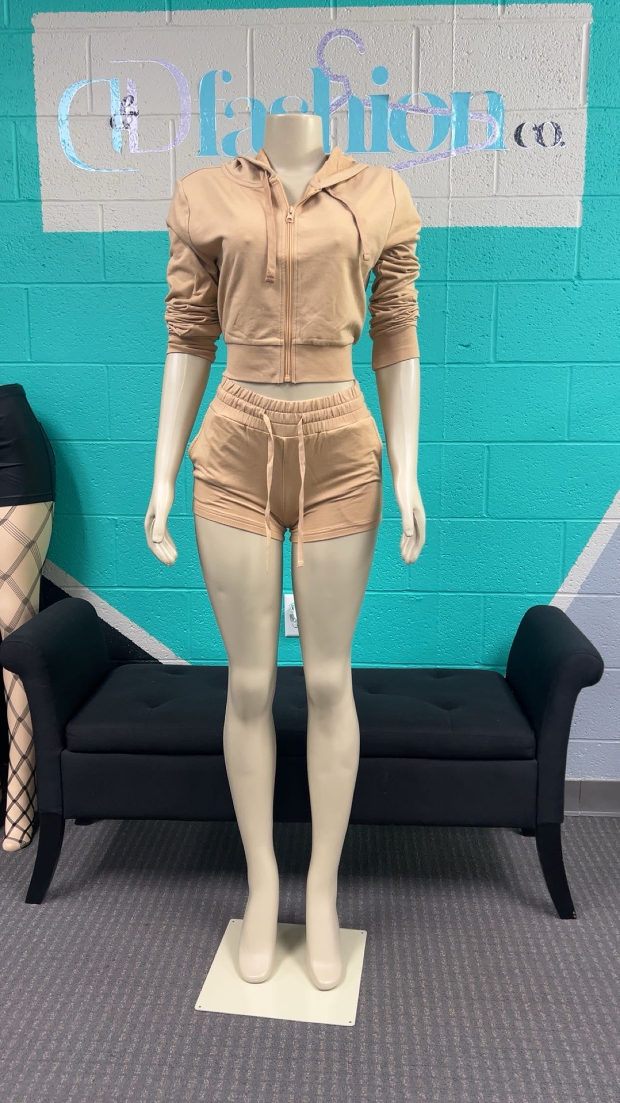Tia Set